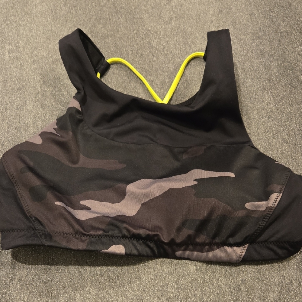 Athleta Black and Gray Camouflage Bikini Top